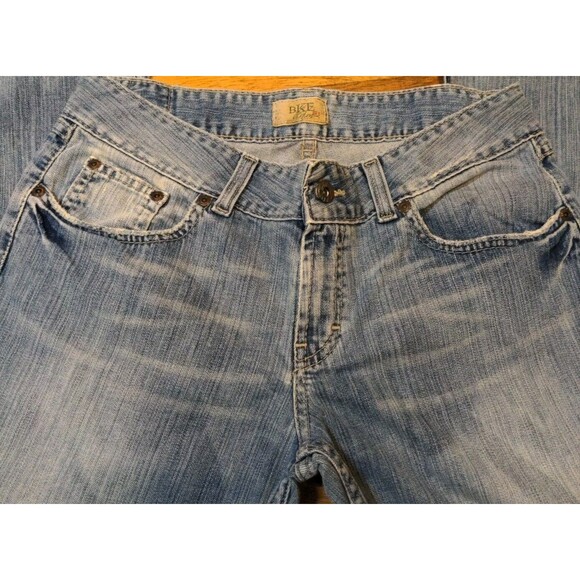 BKE Culture Jeans Women's 31 x 29.5 Blue Stretch Bootcut Whiskering Distressed - Picture 5 of 8